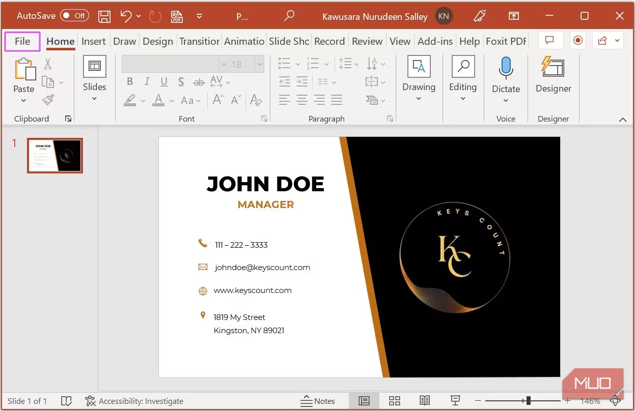 Điều hướng đến tab File trong PowerPoint