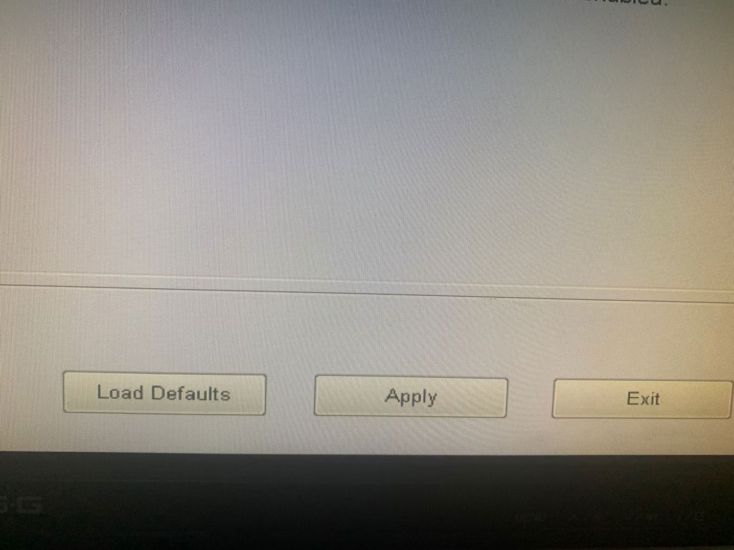 Nhấp vào Load Defaults để reset cài đặt BIOS