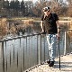 Ghép vi mạch nối não với tủy sống giúp người bị liệt 12 năm đi lại, leo cầu thang