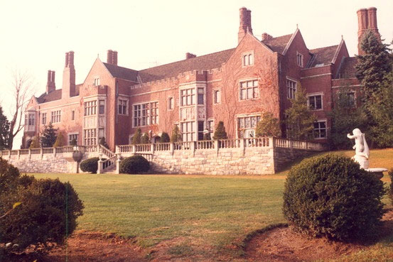 Dunnellen Hall (Mỹ)