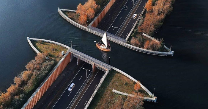 Cầu nước Veluwemeer Aqueduct 