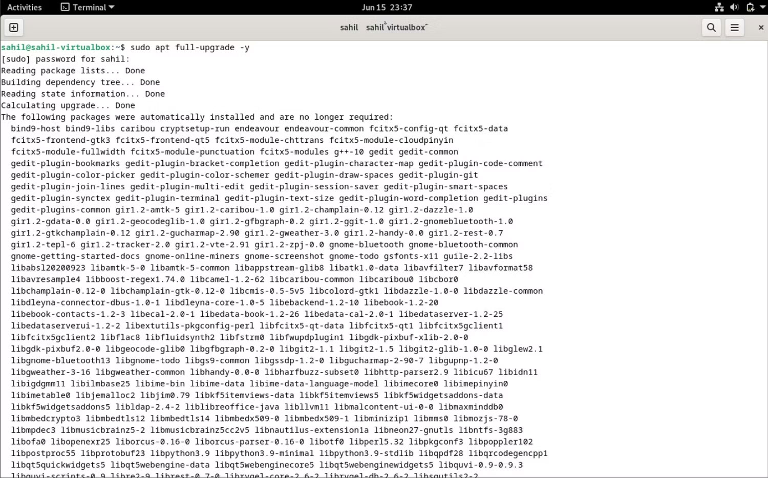 Các lệnh nâng cấp đầy đủ của Debian trong cửa sổ terminal