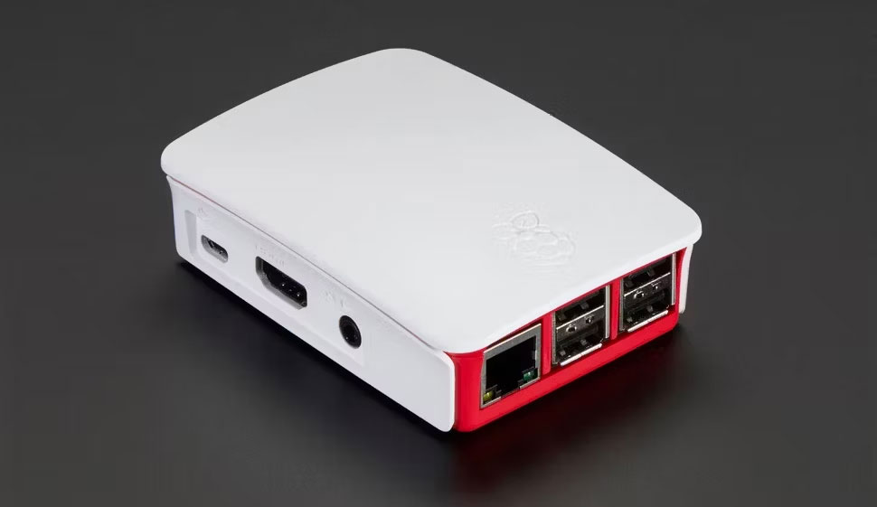 Raspberry Pi 3 trong case
