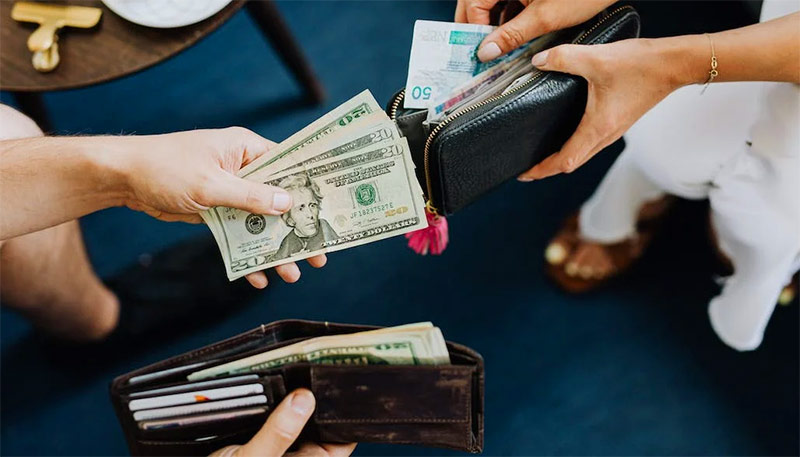 tiet kiem tien moi thang