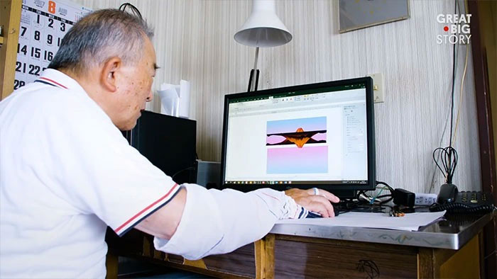 Cụ ông 80 tuổi vẽ tranh bằng excel