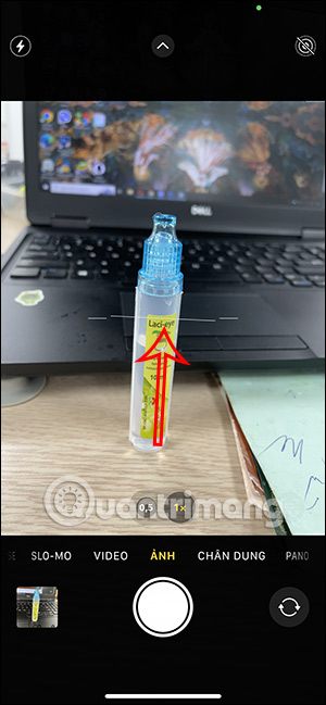 Đường kẻ căn góc chụp trên iPhone