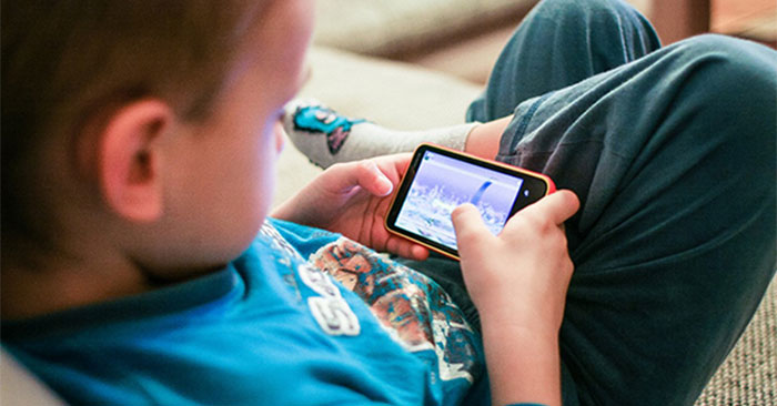 Hạn chế trẻ em sử dung smartphone