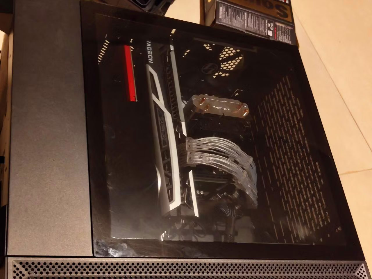 Case PC có card âm thanh bên trong