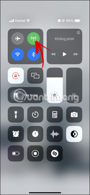 Bật tắt dữ liệu di động trên iPhone 