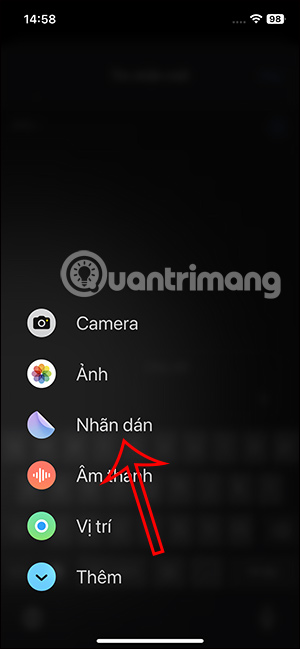 Nhãn dán trên iPhone
