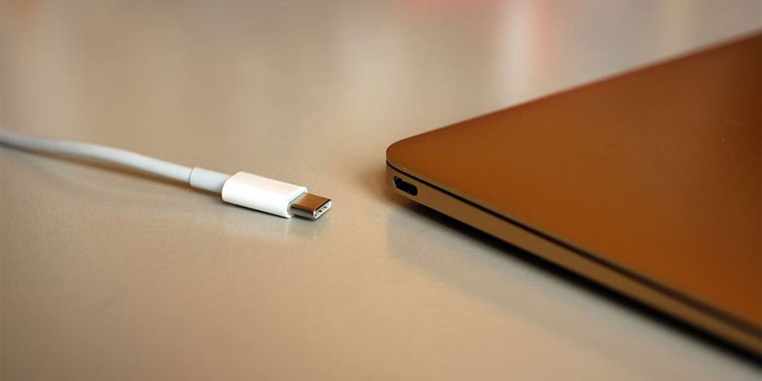 USB-C trên laptop