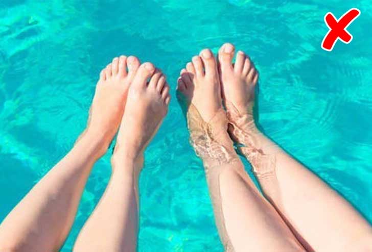 Tránh nước khi nhịn tiểu