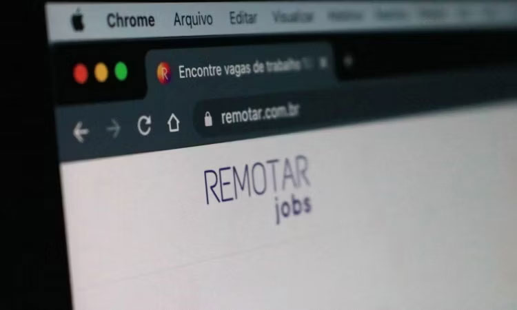 Cận cảnh URL của một trang web được mở trong Chrome.