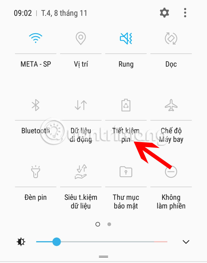 Nhấn vào Tiết kiệm pin