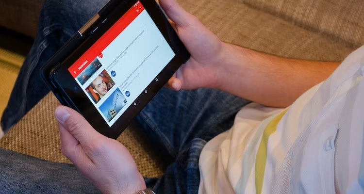 Màn hình YouTube trên thiết bị di động