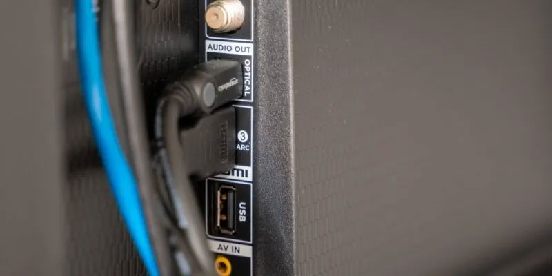 Chơi game máy tính trên TV bằng cáp HDMI