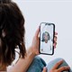 Cách sử dụng cử chỉ tay để kích hoạt Reaction trong cuộc gọi video FaceTime