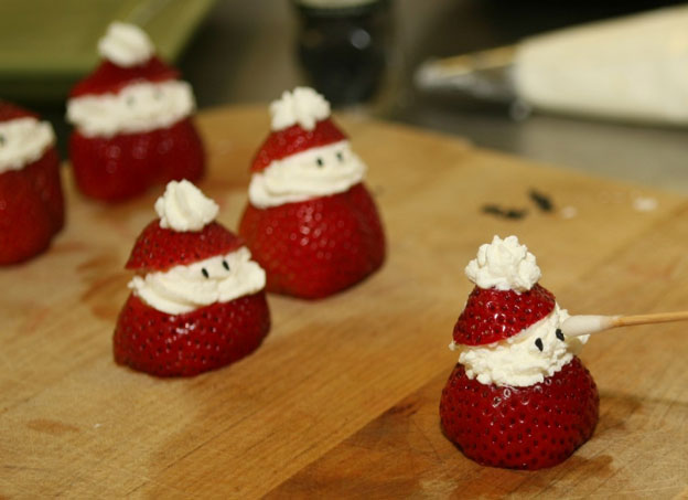 Ông già Noel bằng dâu tây