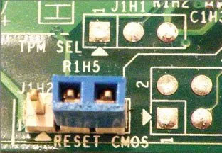 Reset CMOS bằng jumper bo mạch chủ