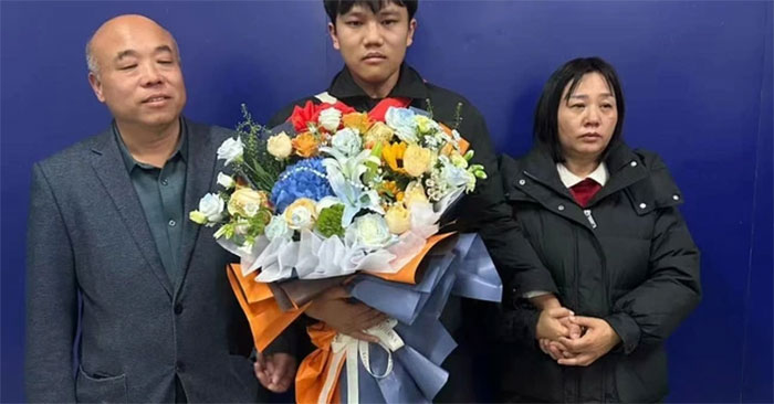 Gia đình Xie đoàn tụ ở thành phố Hình Đài, tỉnh Hà Bắc vào tháng 12/ 2023. Ảnh: Weibo