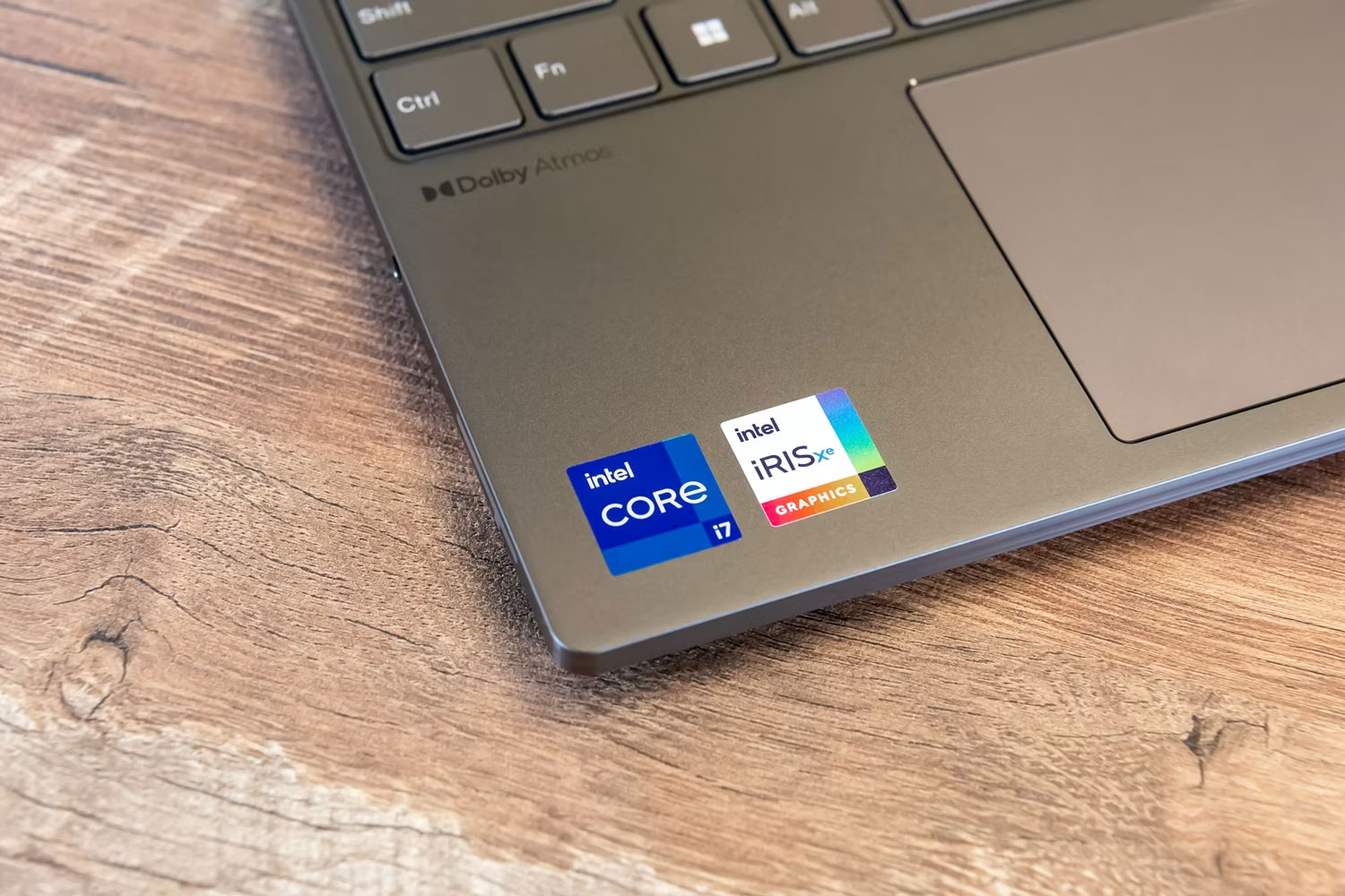 Intel Core và Intel Iris Xe trên Lenovo ThinkBook Plus Gen 4
