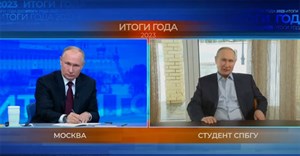 Tổng thống Nga Putin giật mình khi được ‘phân thân’ tạo bởi AI phỏng vấn