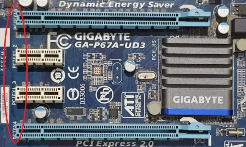 Khe cắm PCIe của bo mạch chủ