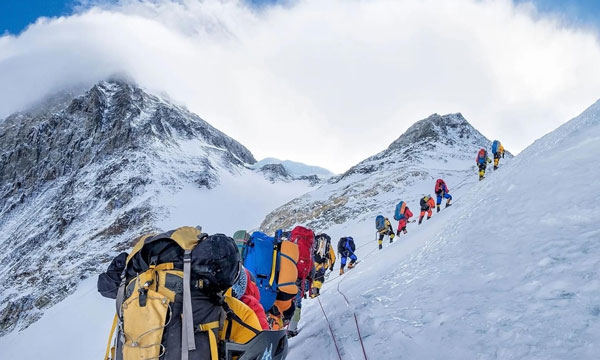 Chinh phục đỉnh Everest