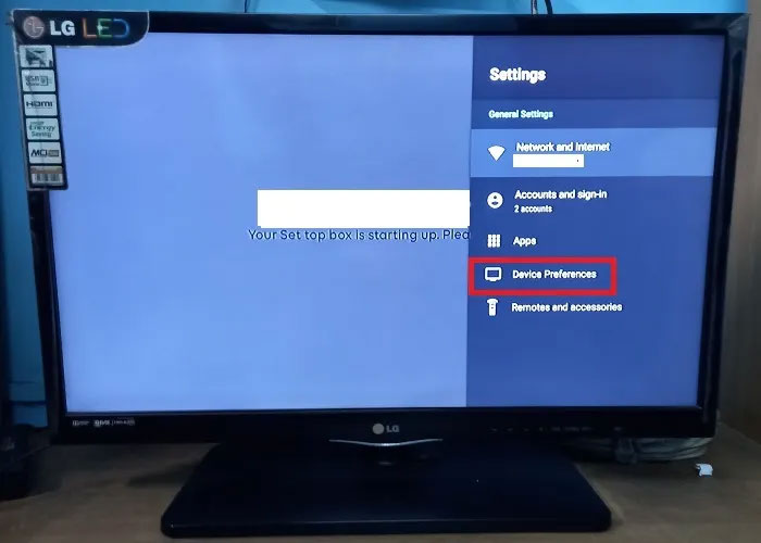 Chọn Device Preferences của TV thông minh từ menu Settings.