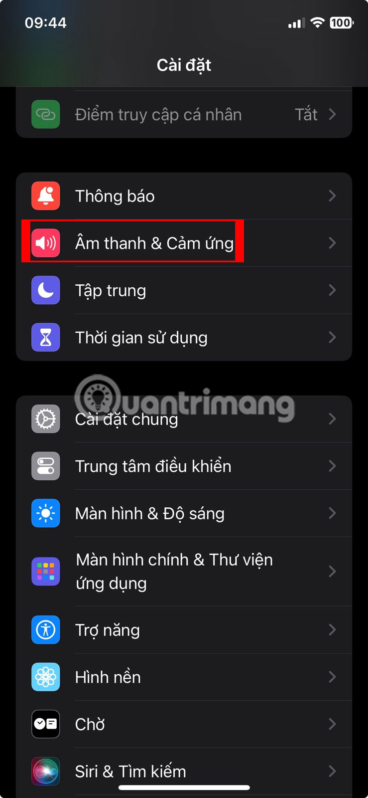 Đi tới Cài đặt > Âm thanh & Cảm ứng