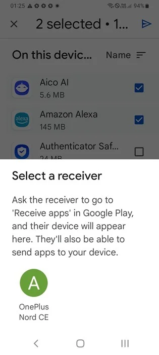 Sử dụng Google Play với tính năng Nearby Share để chọn người nhận và chia sẻ nhiều ứng dụng.