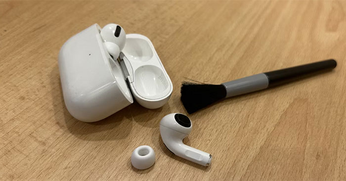 4 cách khắc phục lỗi tiếng một bên tai nghe AirPods to hơn bên còn lại