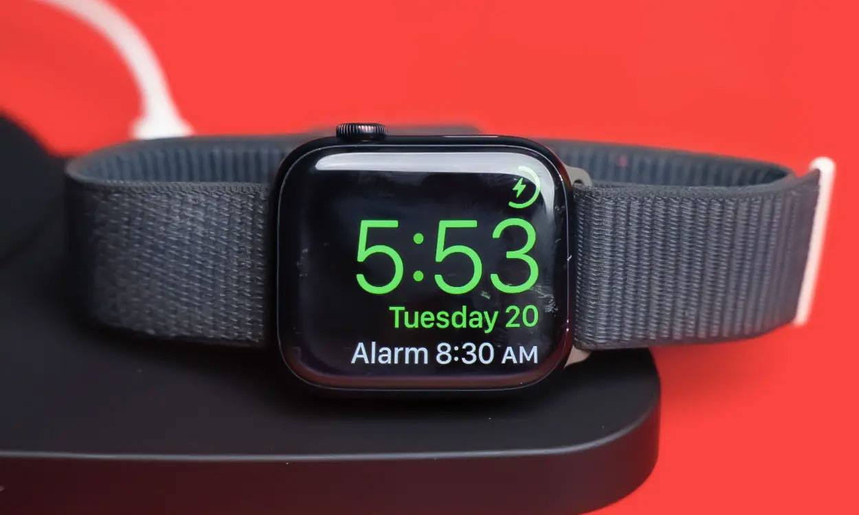 Chế độ Nightstand của Apple Watch.