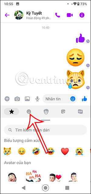 Chọn mở emoji Messenger