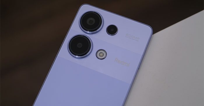 Redmi Note 13 Pro nổi bật với cụm camera sau siêu khủng