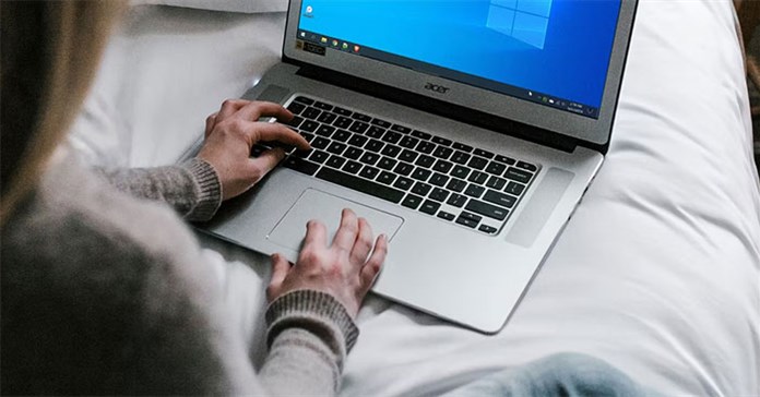 Cách kích hoạt tính năng cuộn bằng hai ngón tay trên laptop Windows