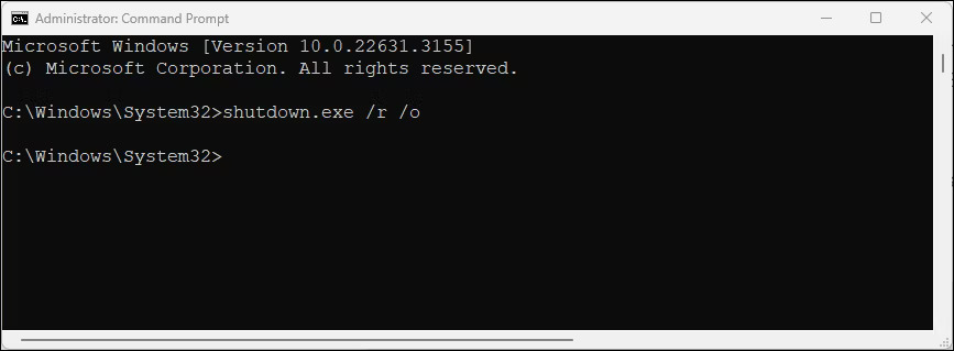 Lệnh tắt máy trong Command Prompt của Windows