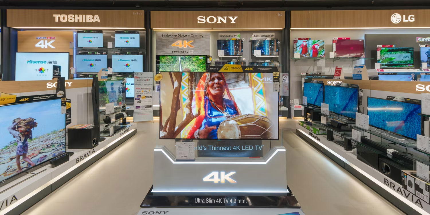 TV 4K trong cửa hàng