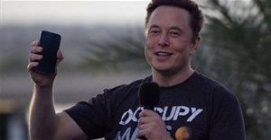 Elon Musk có thể sắp ra ứng dụng TV cạnh tranh với YouTube