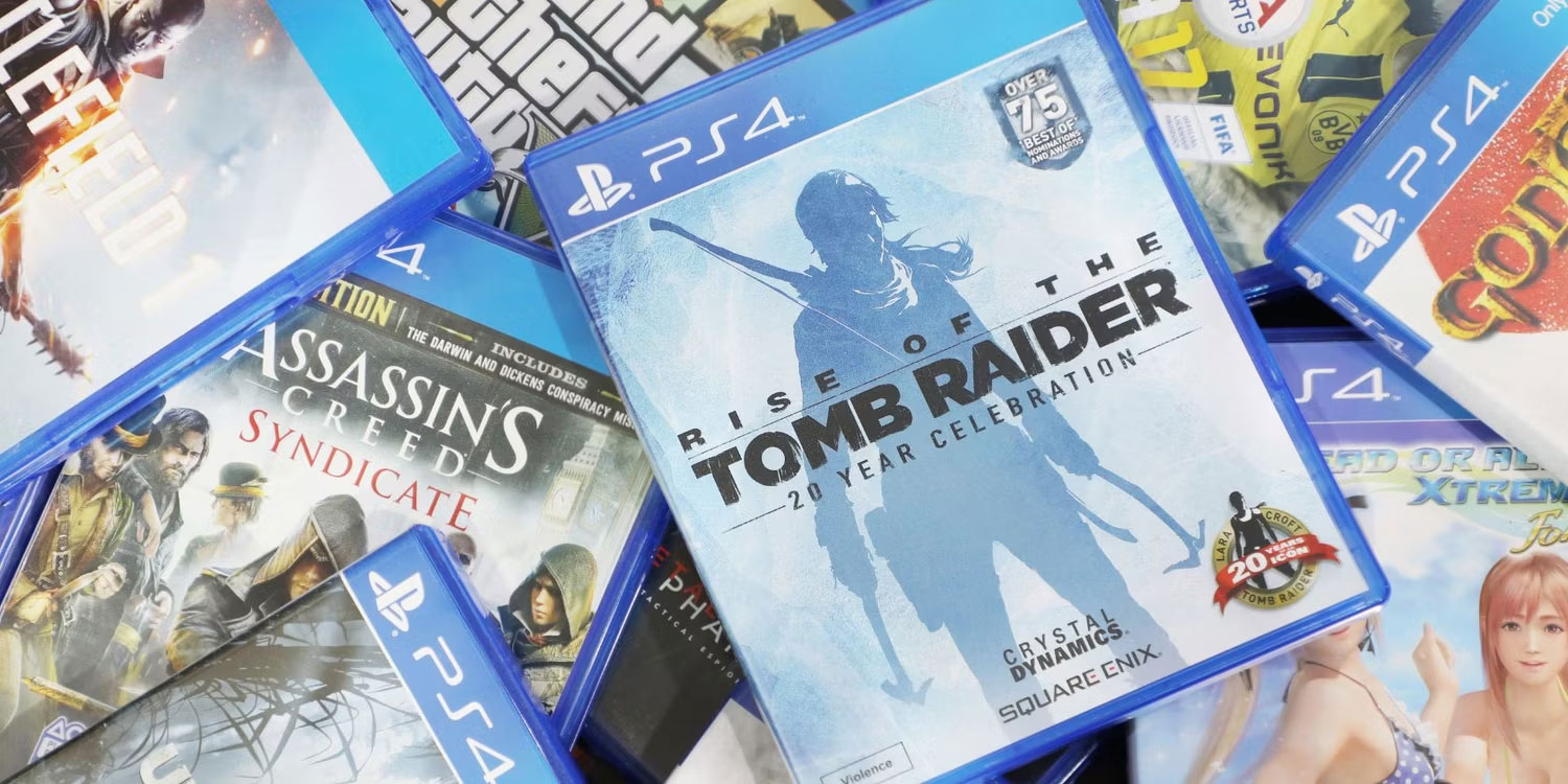 Hộp đĩa game PlayStation 4