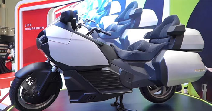 Xe máy điện lớn nhất