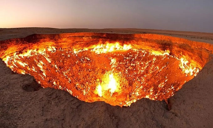 Miệng hố gas Darvaza, Turkmenistan