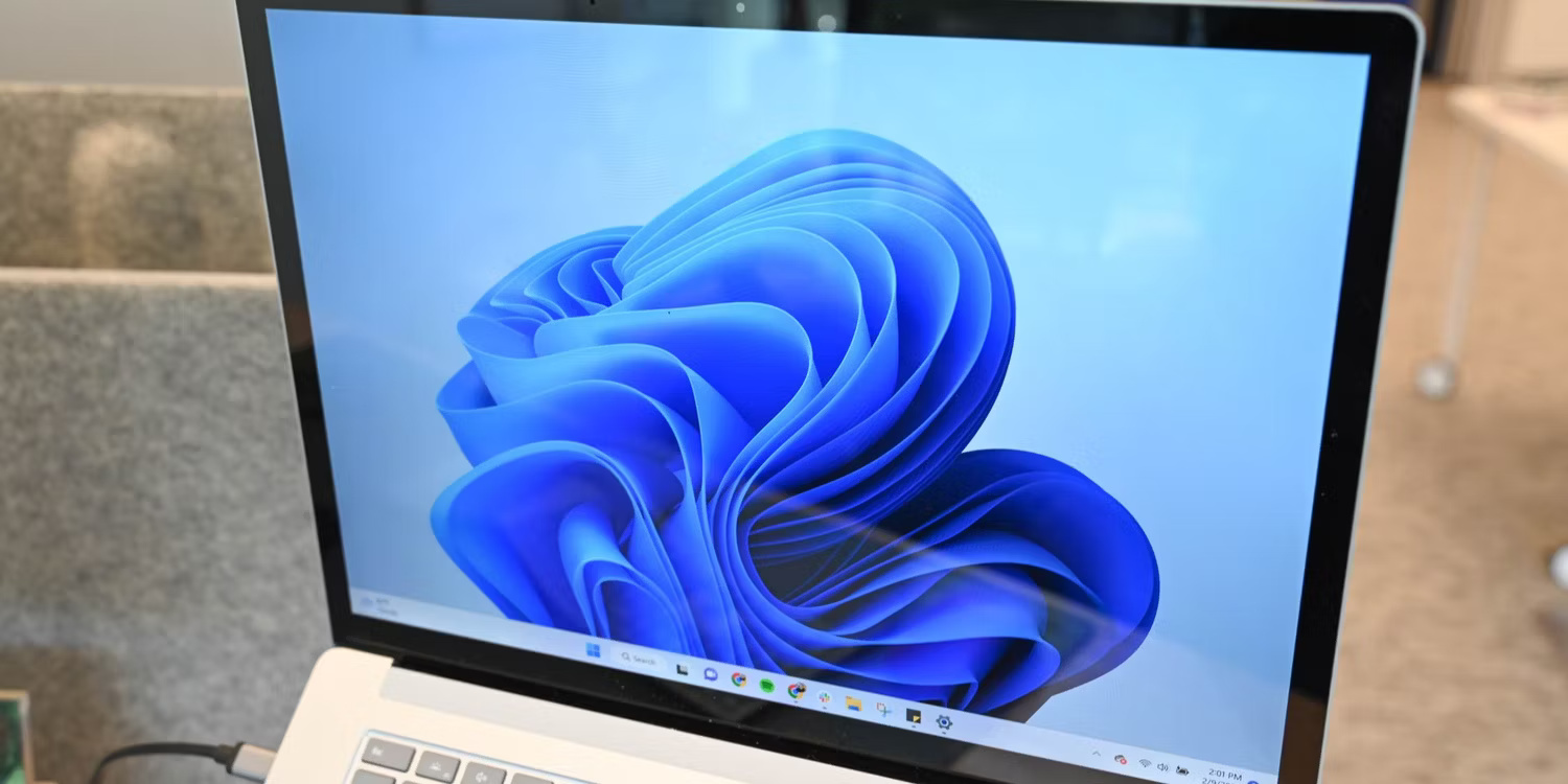 Cài đặt Windows 11 mới trên máy tính xách tay