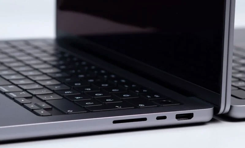 Macbook M1