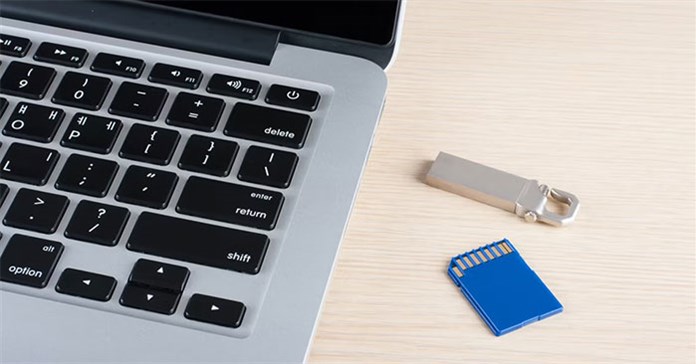 Cách truy cập ổ USB trên máy Mac
