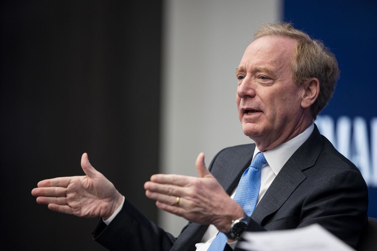 Chủ tịch Microsoft Brad Smith