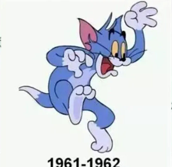 Năm 1961, Tom chuyển trực tiếp từ xanh đậm sang xanh nhạt.