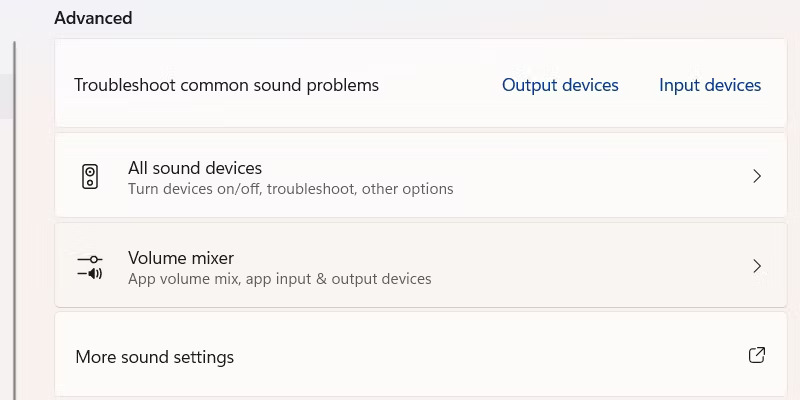 Phần Advanced trong cài đặt âm thanh trên Windows 11.