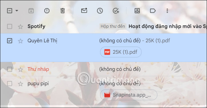 Email lưu trữ trong Gmail