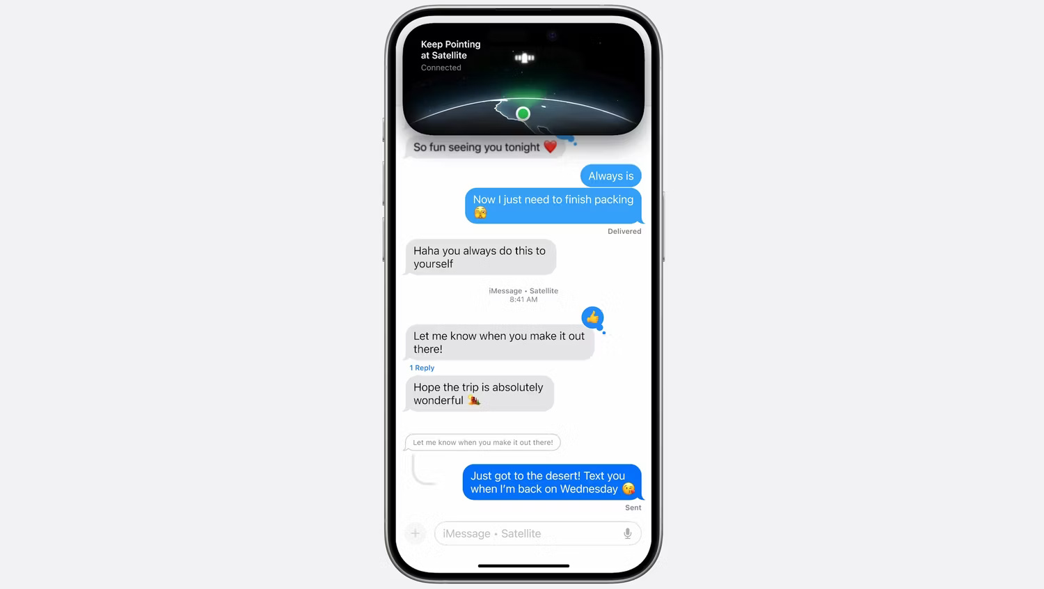 iPhone hiển thị iMessage cùng với tin nhắn được gửi qua vệ tinh